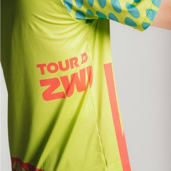 Pedal Mafia Tech T Shirt Size L‎ Yellow NWT in packaging - Picture 7 of 10